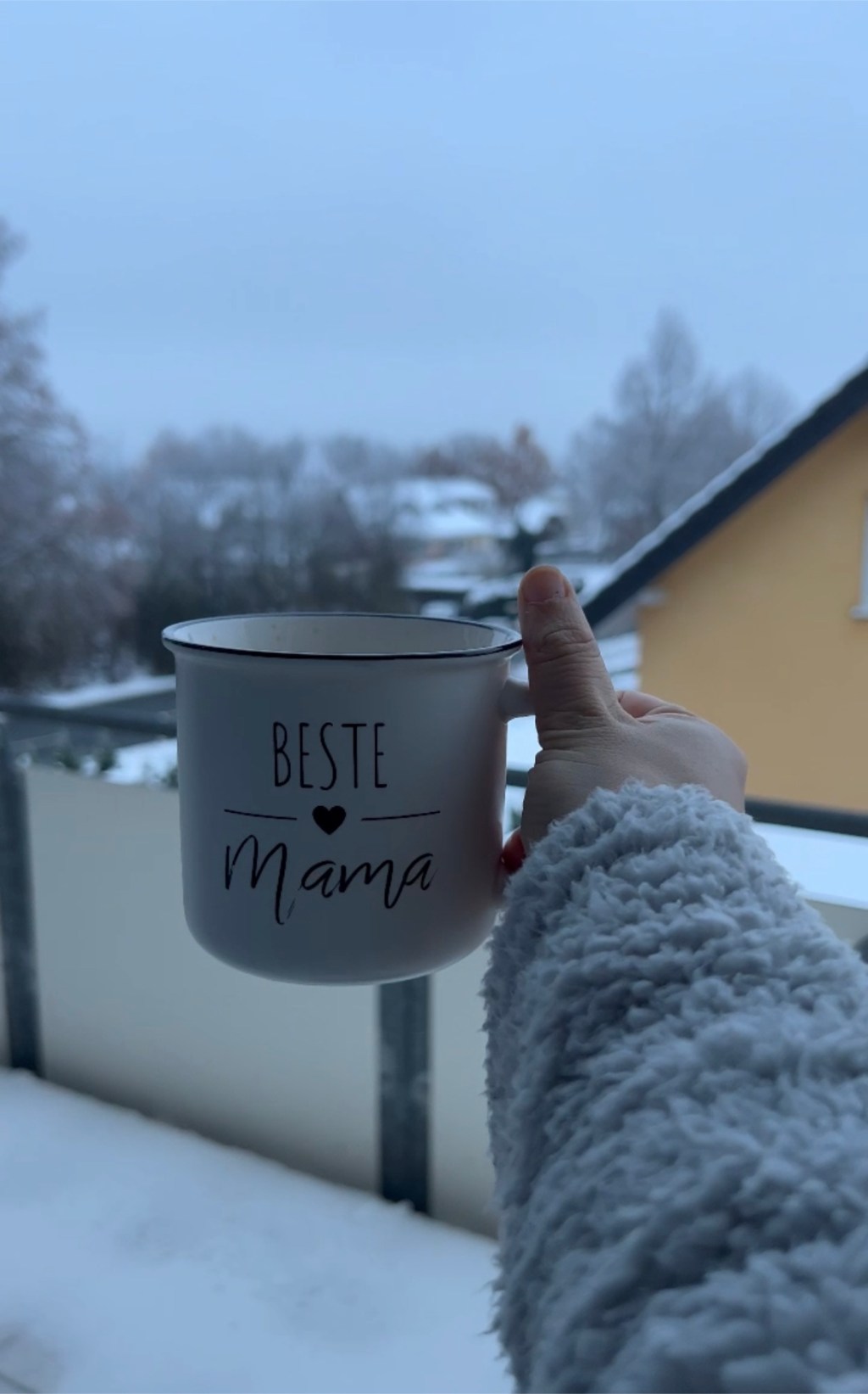 Cherishing early Moments: Navigating Joyful Mornings with my 4- Month -Old Bundle of love in January&nbsp;2024